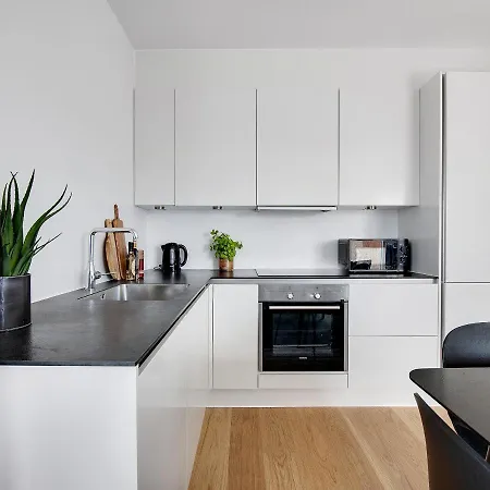 Sanders Arena - Chic Three-bedroom Close To Metro Station * קופנהגן